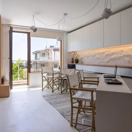 Smartly Designed Flat With Balcony&parking By Flat Mаnаger * Варна