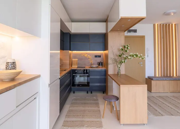 Lägenhet Smartly Designed Flat With Balcony & Parking By Flat Mаnаger Varna